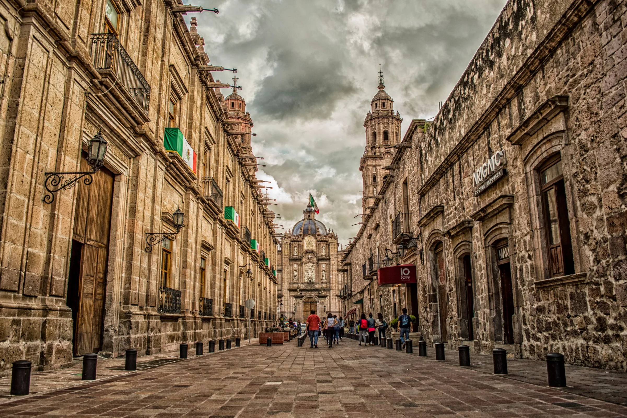 Mexico City for People Who Hate Crowds — scene