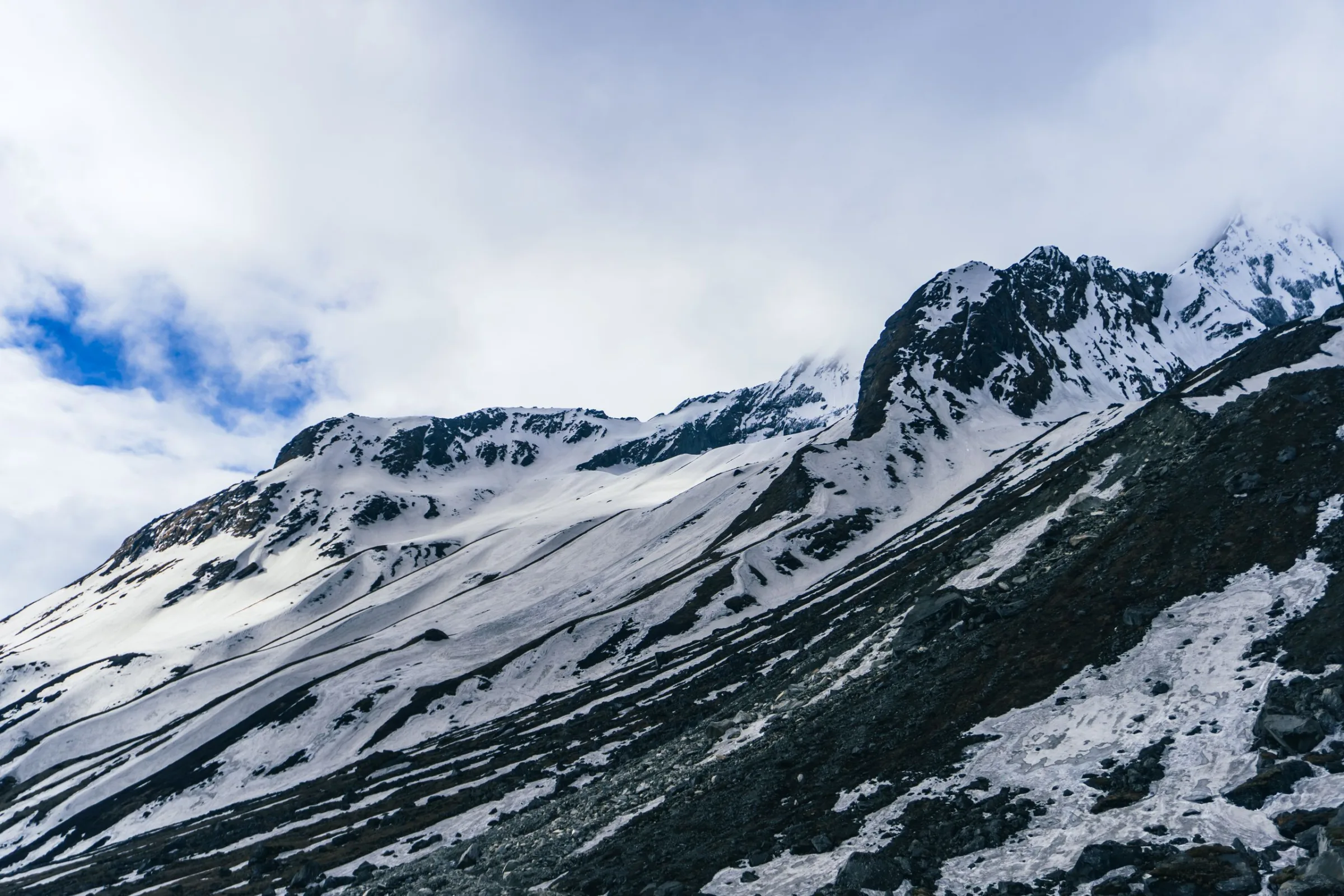 The Long Way Up: Trekking to Everest Base Camp Without a Guide — scene