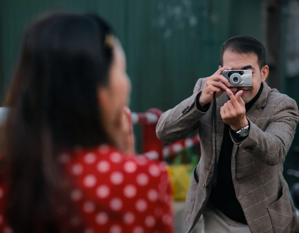 Photographing Strangers Without Stealing From Them